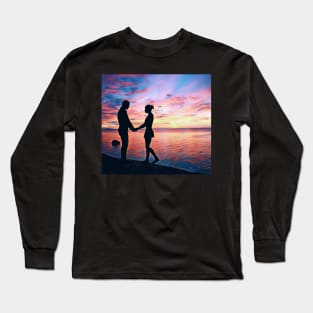 Lovely Sunset (Couple On The Beach) Long Sleeve T-Shirt